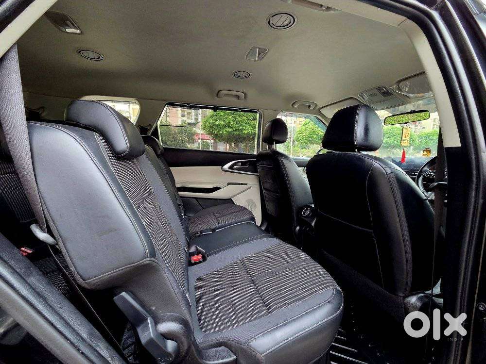 Kia Carens 1.4 Prestige Plus Turbo Dct 7 Str, 2023, Petrol