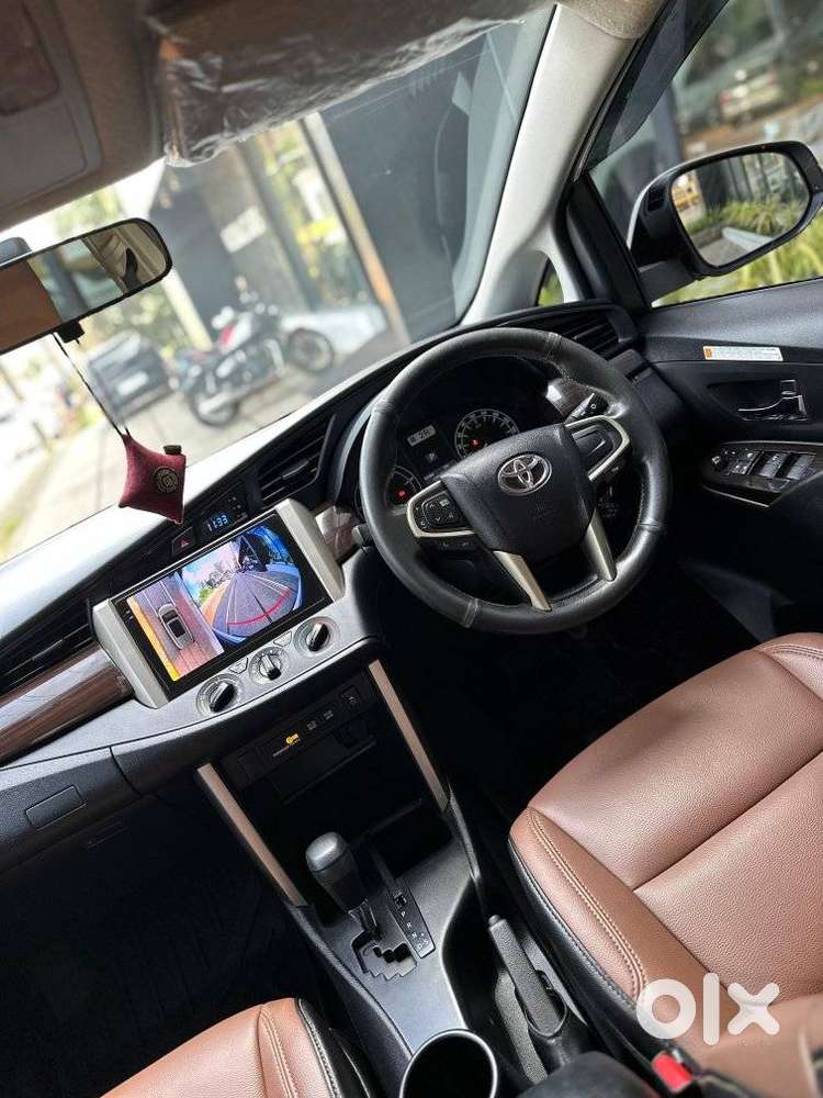 Toyota Innova Crysta 2.4 Gx Limited Edition At 7 Str, 2021, Diesel
