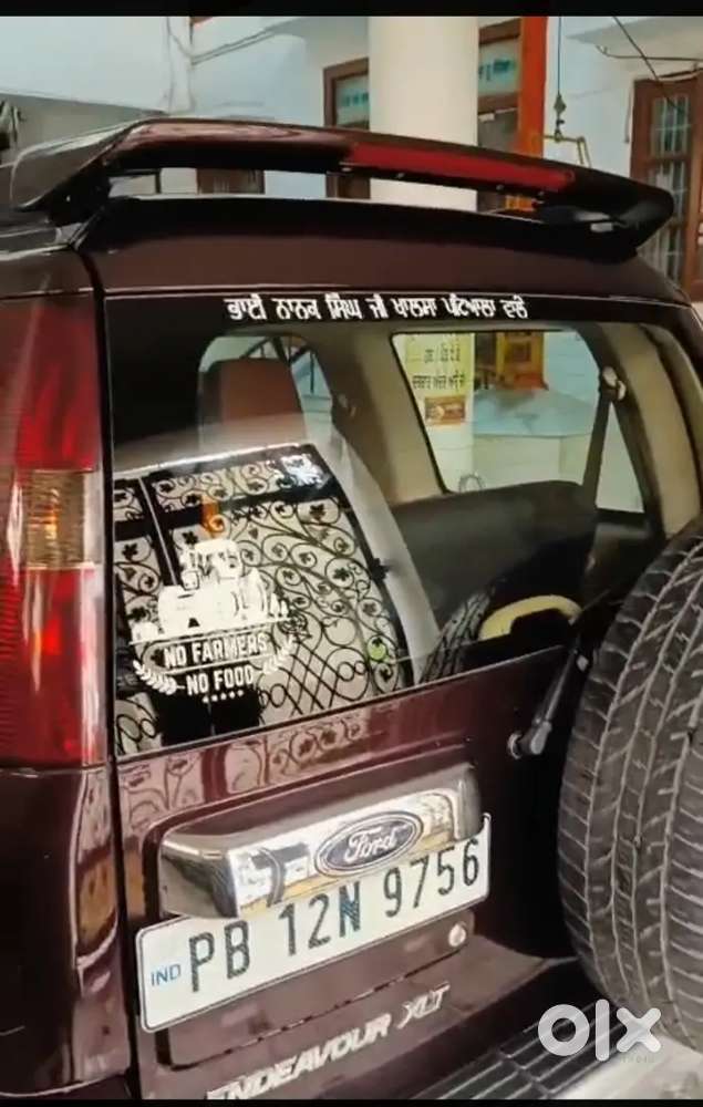 Ford Endeavour 2011 Diesel 90000 Km Driven