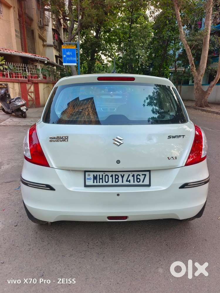 Maruti Suzuki Swift Vxi With Abs, 2015, Petrol