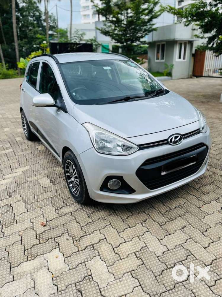 Hyundai Grand I10 At Sportz, 2013, Petrol