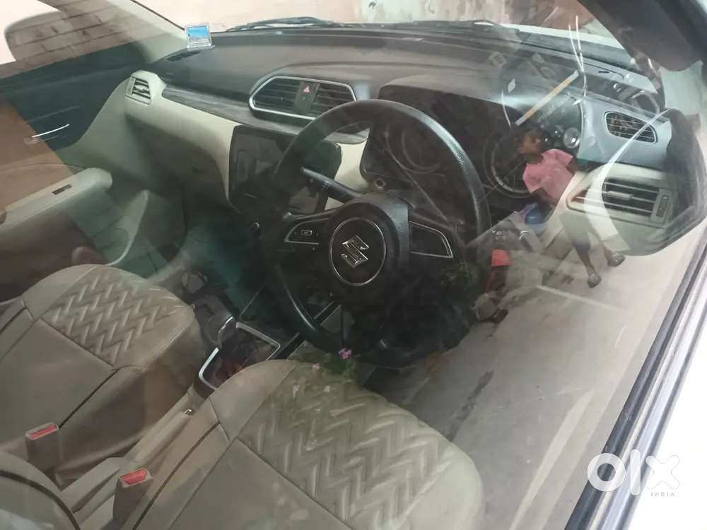 Maruti Suzuki Dzire 2024 Petrol 33582 Km Driven