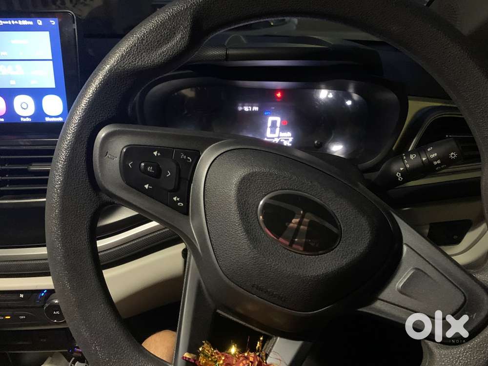 Tata Altoz Petrol Manual 2025