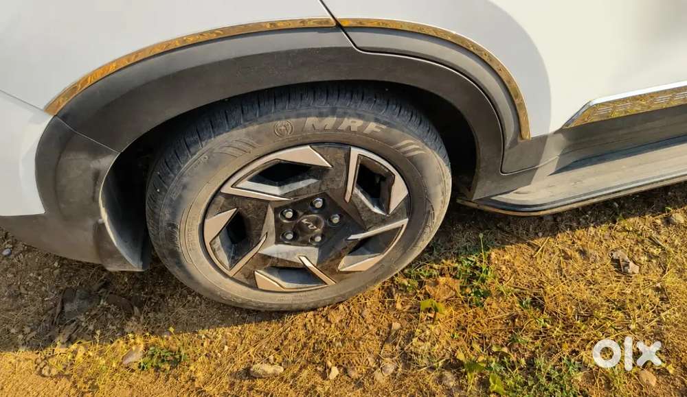 Kia Sonet 2024 Petrol Well Maintained
