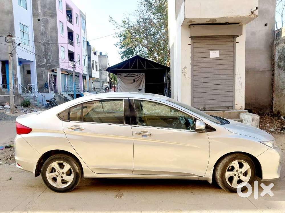 Honda City 2016  Excellent Drive  97k Km  Genuine Buyers Only