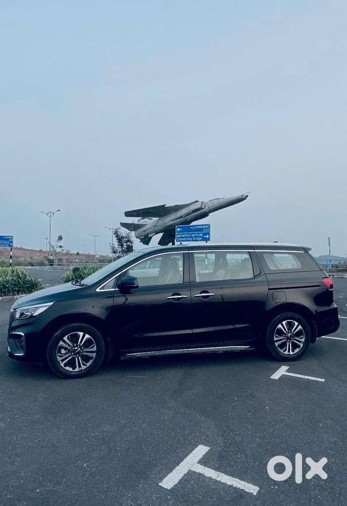 Kia Carnival Diesel 2021 Well Maintained