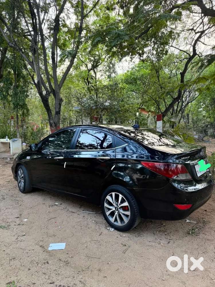 Hyundai Verna Fluidic 2015 Diesel 79600 Km Driven
