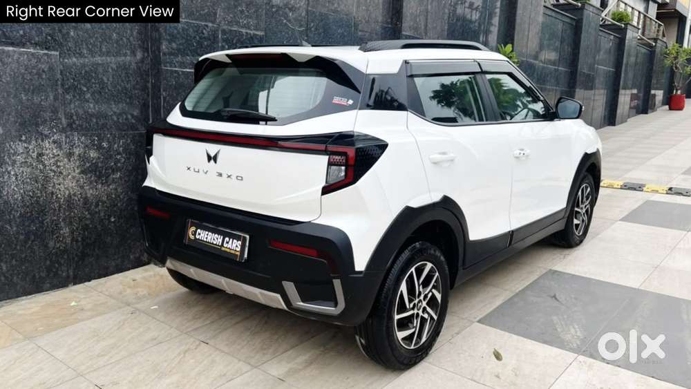 Mahindra Xuv 3xo Ax5 Pm Mt, 2024, Petrol