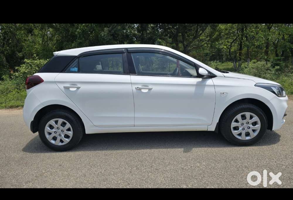 Hyundai I20 Magna 1.2 Mt, 2019, Petrol