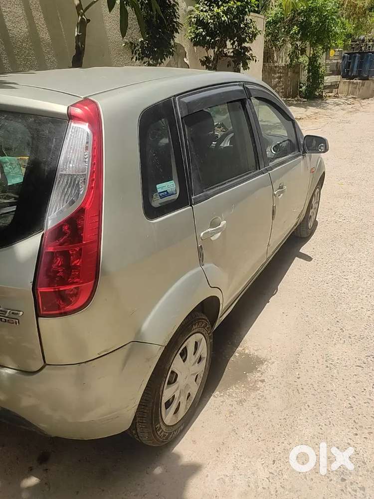 Ford Figo 2011 Petrol Manual