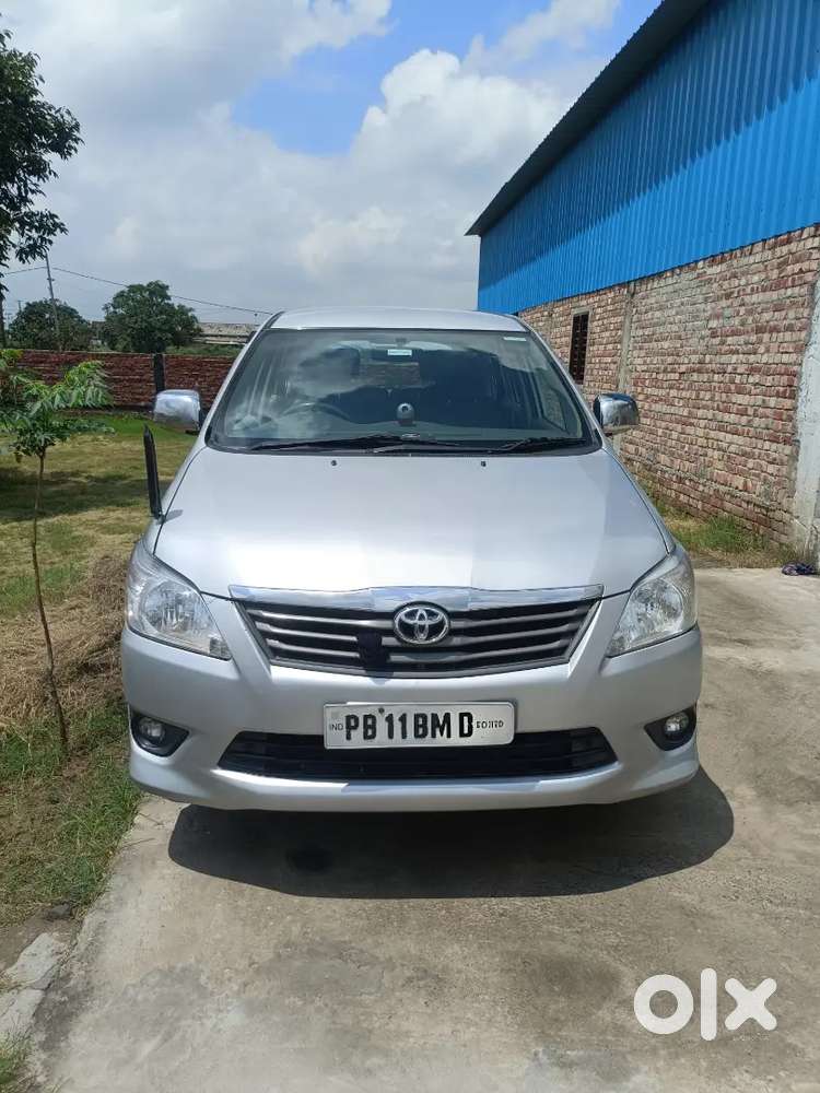 Toyota Innova G4 2013 Second Owner