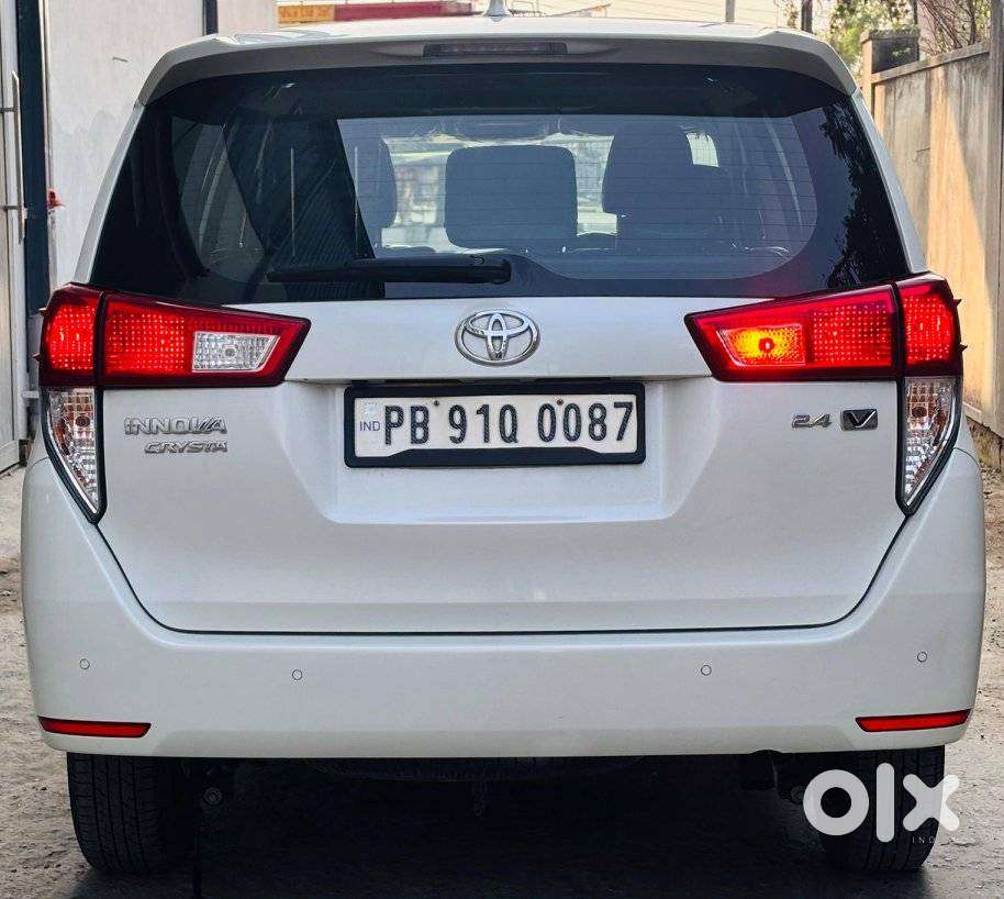 Toyota Innova Crysta, 2022, Diesel