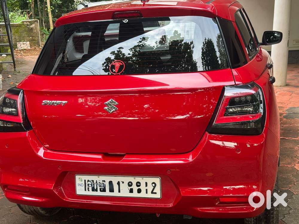 Swift Lxi Cng Low Kilometres