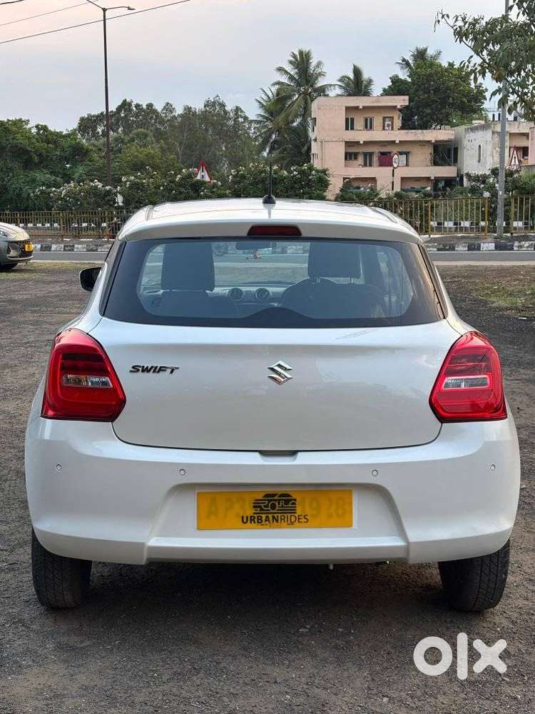 Maruti Suzuki Swift 1.2 Vxi (o), 2023, Petrol