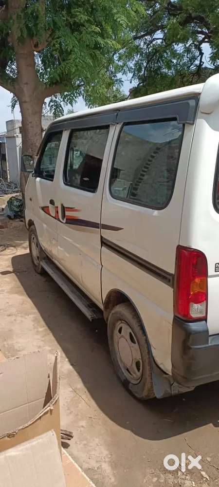 Koi Bhi Kmi Nhi H New Tyre  Dubel Ac