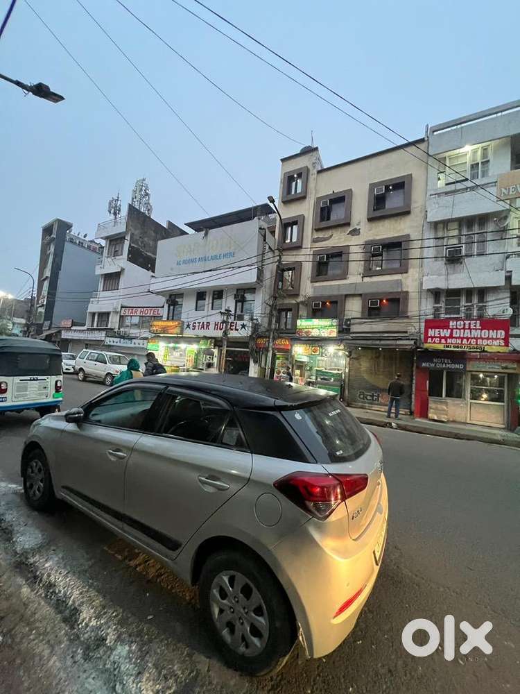 Hyundai Elite I20 2015 Petrol 100000 Km Driven