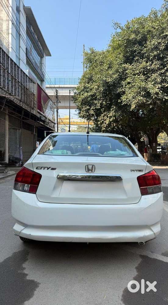 Honda City V Mt Exclusive, 2011, Petrol