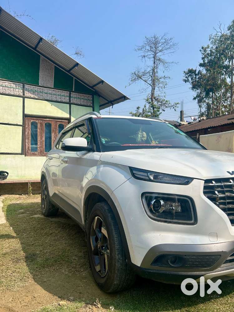 Hyundai Venue 2019 Petrol Well Maintained