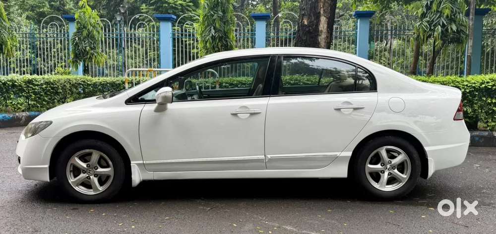 Honda Civic 1.8 V At Sunroof, 2012, Petrol