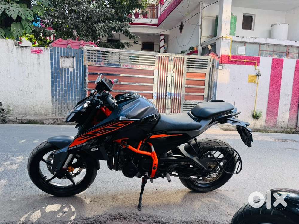 KTM Duke 390 2025 Model km 1100 First Owner 90% loan facility