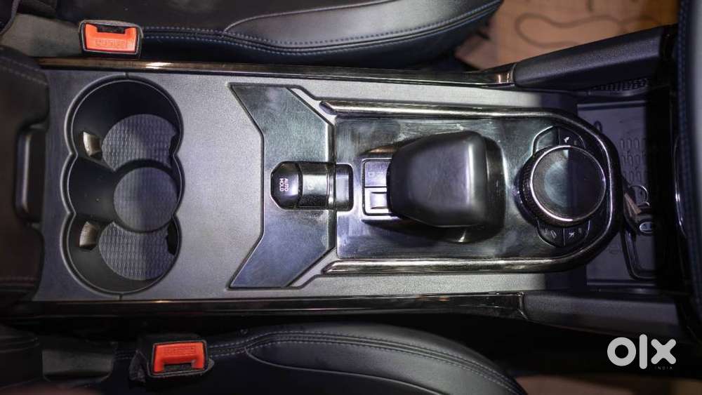 Tata Safari 2.0 Xz Plus 6 S Dark Edition, 2026, Diesel