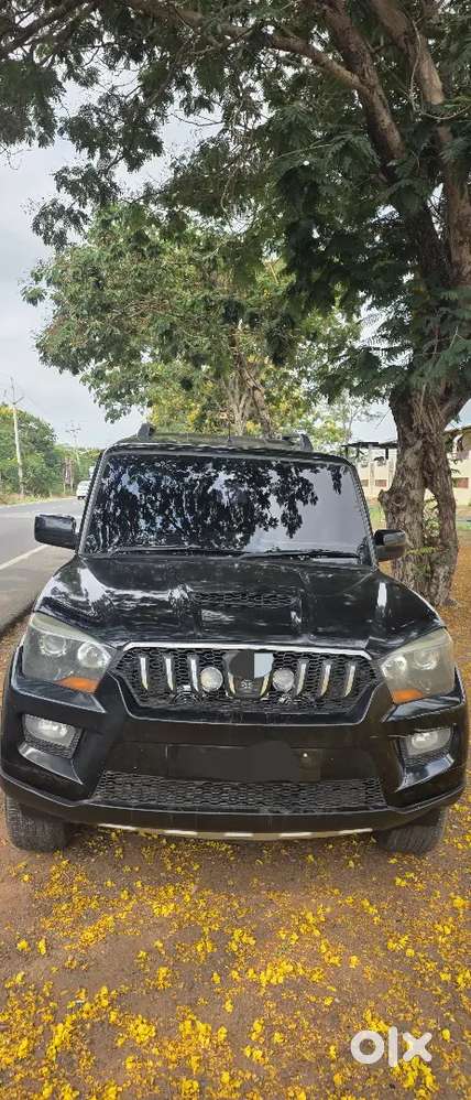 Mahindra Scorpio Classic 2015 Diesel 138722 Km Driven