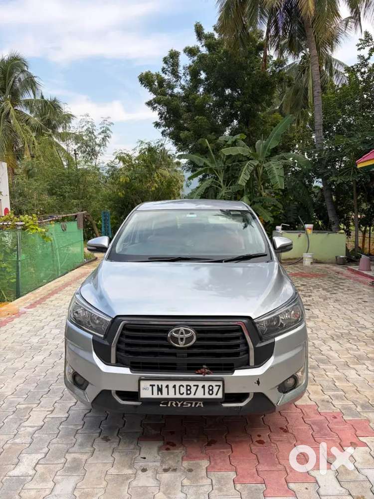 Toyota Innova Crysta 2017