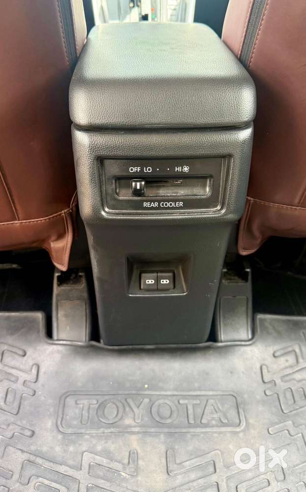 Toyota Innova Hycross Gx (o), 2024, Petrol