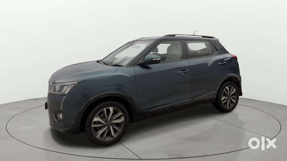 Mahindra Xuv300 1.2 W8 (o) Amt Petrol, 2021, Petrol