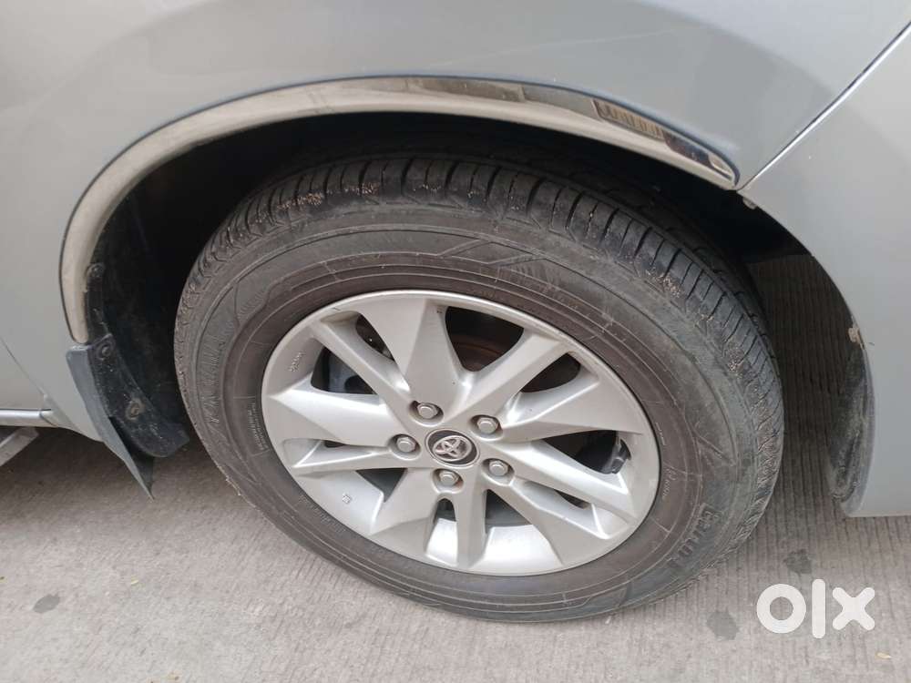 Toyota Innova Crysta G 8 Str, 2016, Diesel
