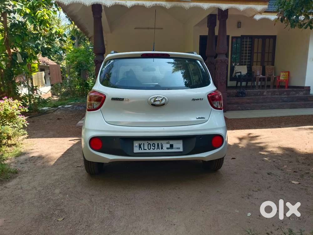 Hyundai Grand I10 2013-2016 At Sportz, 2017, Petrol
