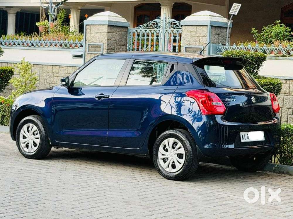 Maruti Suzuki Swift Vxi Ags, 2022, Petrol