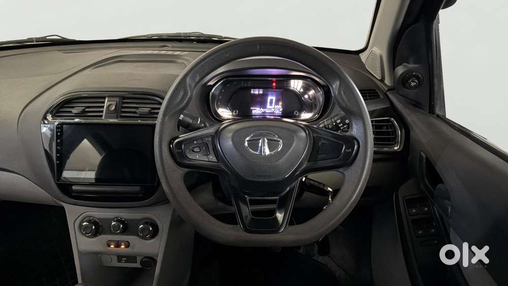 Tata Tiago 1.2 Revotron Xt Option, 2023, Petrol