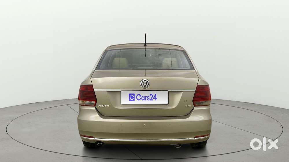 Volkswagen Vento Petrol Highline At, 2016, Petrol