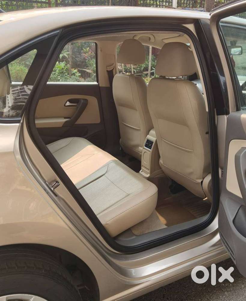 Volkswagen Vento 1.2 Tsi Highline Plus At, 2015, Petrol