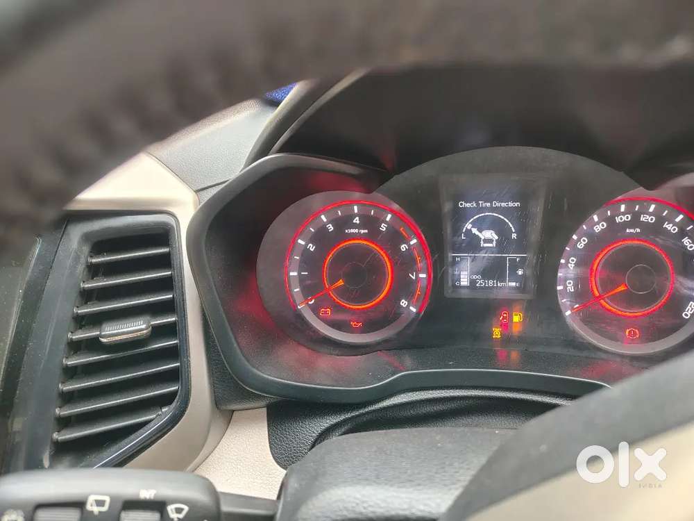 Mahindra Xuv300 Turbosport 2020 Variant W8