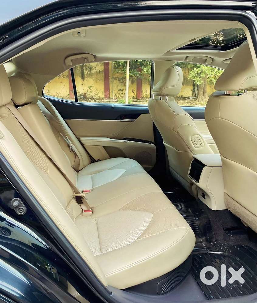 Toyota Camry Hybrid, 2021, Petrol