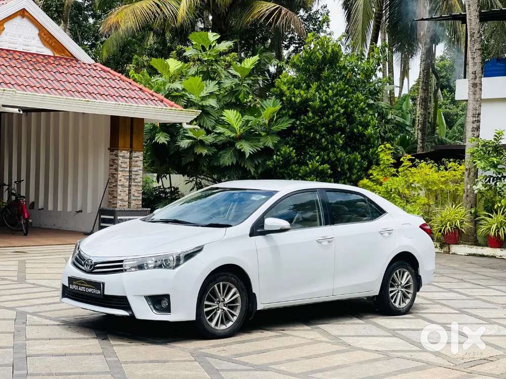 Toyota Corolla Altis 2015 Diesel Well Maintained
