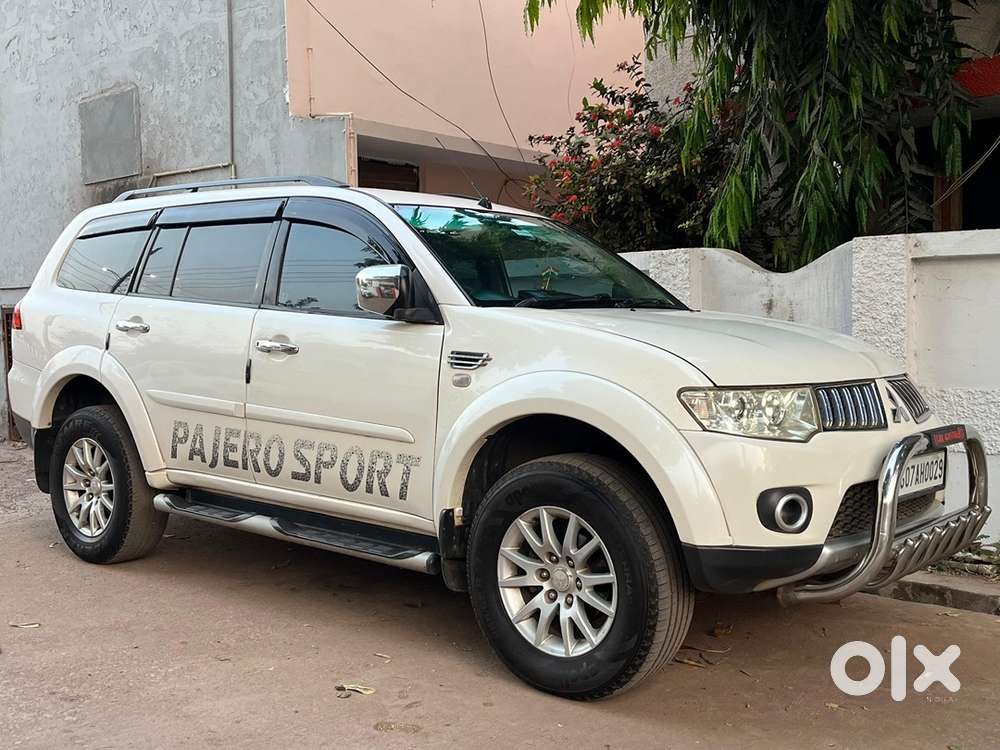 2013 Mitsubishi Pajero Sport
