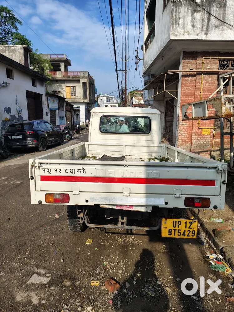 Mahindra Maxi Truck