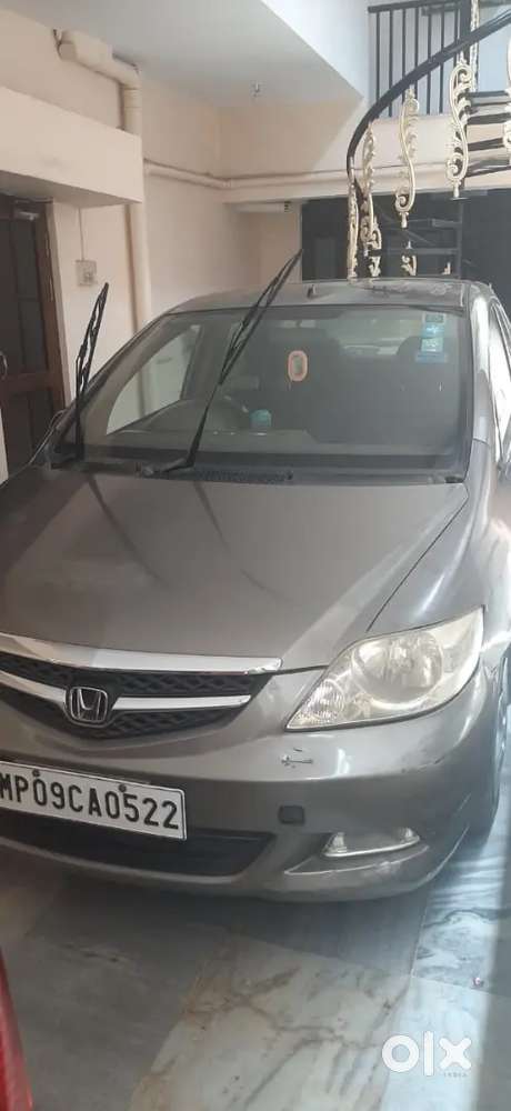 Honda City Zx 2006 Petrol Well Maintained