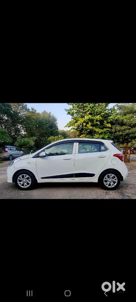 Hyundai I10 Magna Petrol + Cng 2017
