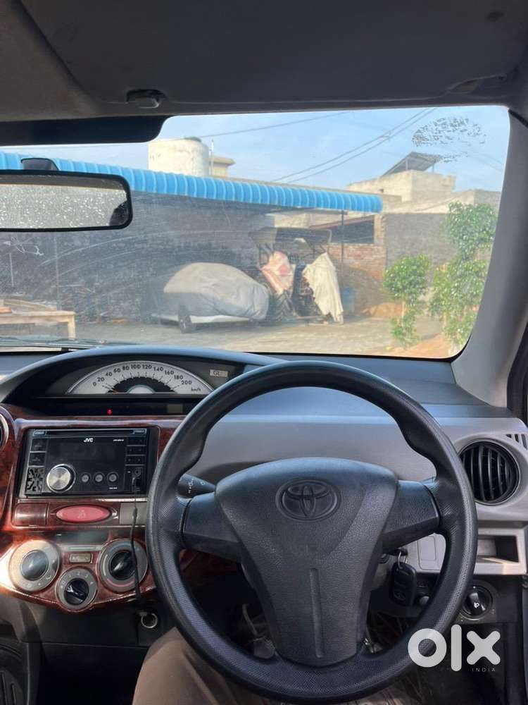 Toyota Etios 2012 Petrol Well Maintained