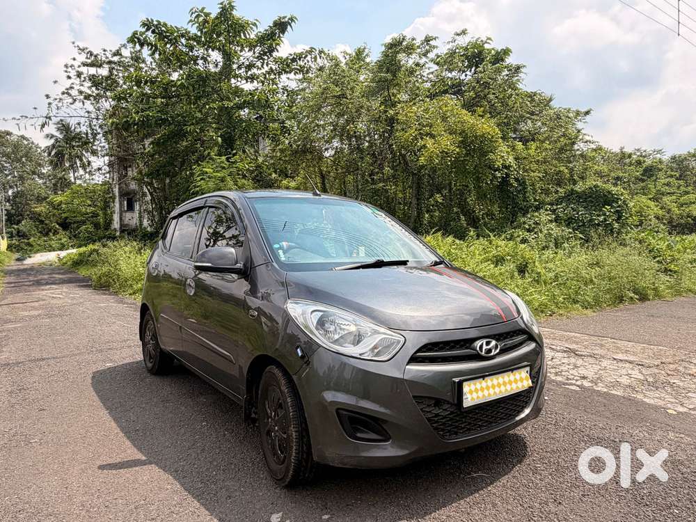 Hyundai I10 Sportz, 2012, Petrol