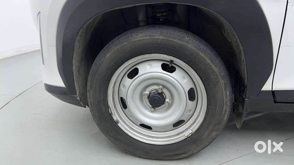 Nissan Magnite 1.0 Xe, 2022, Petrol