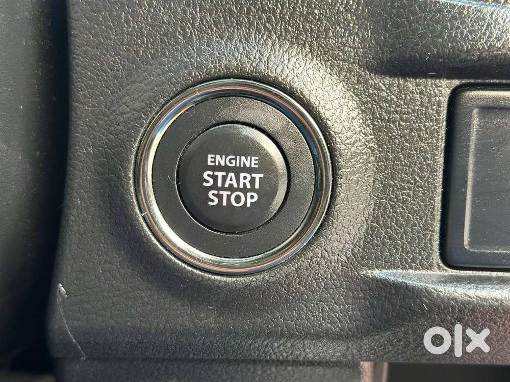 Maruti Suzuki Brezza Zdi+ Dual Tone, 2018, Diesel