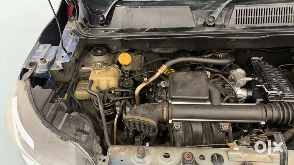 Renault Triber Rxz, 2019, Petrol