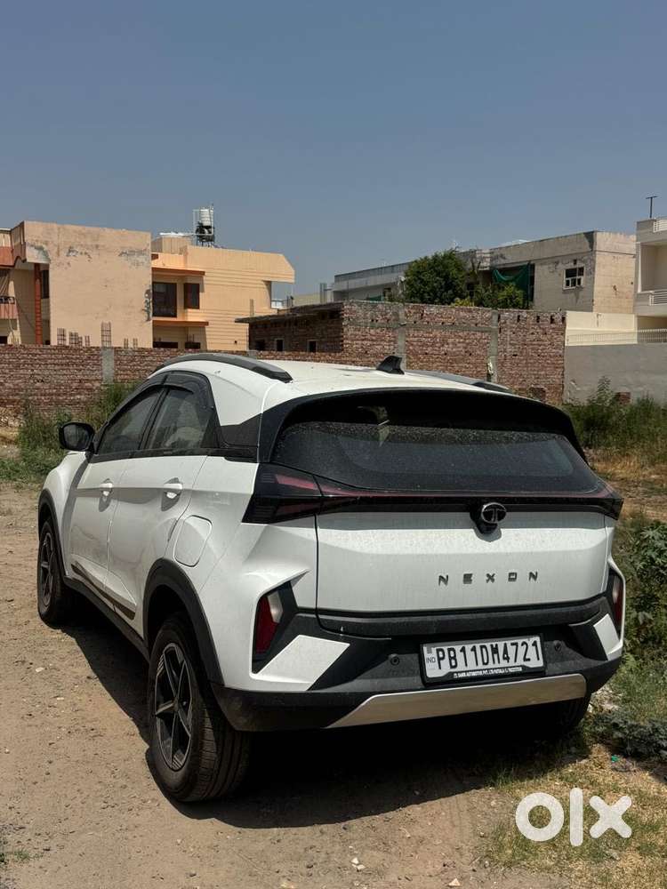 Tata Nexon Creative Plus S 1.5 Revotorq Diesel 6 Mt Dt, 2025, Diesel