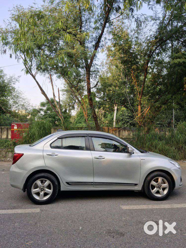 Maruti Suzuki Swift Dzire Vxi(o) Mt, 2018, Cng & Hybrids