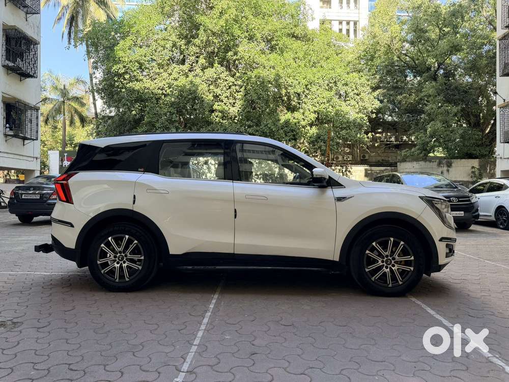 Mahindra Xuv700 2.2 Ax 7 Diesel At Str, 2022, Diesel